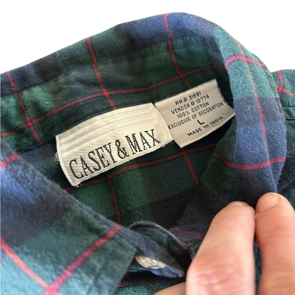 Vintage 90s Christmas Winter Plaid Button Down Snowman - Picture 4 of 5